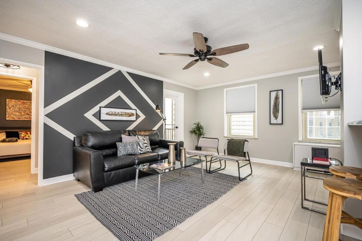 فيلا Downtown! 24H Concierge! Private Balcony! 11K أتلانتا المظهر الخارجي الصورة