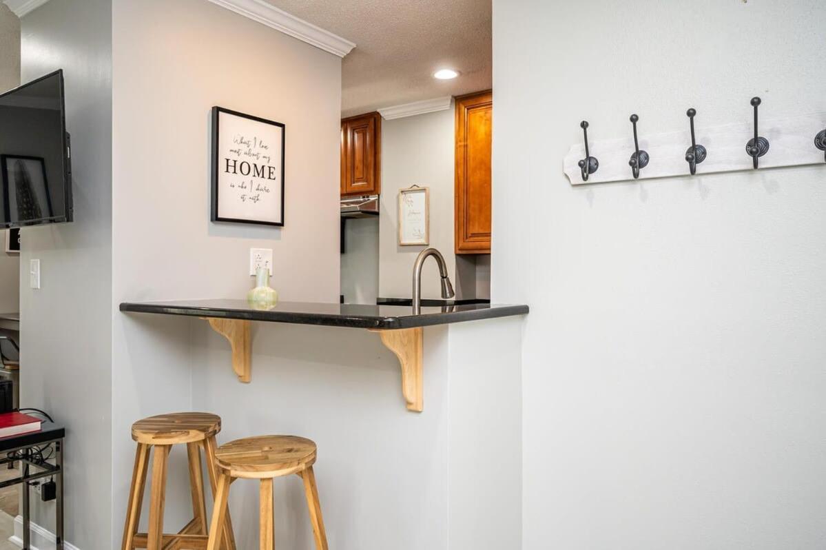 فيلا Downtown! 24H Concierge! Private Balcony! 11K أتلانتا المظهر الخارجي الصورة