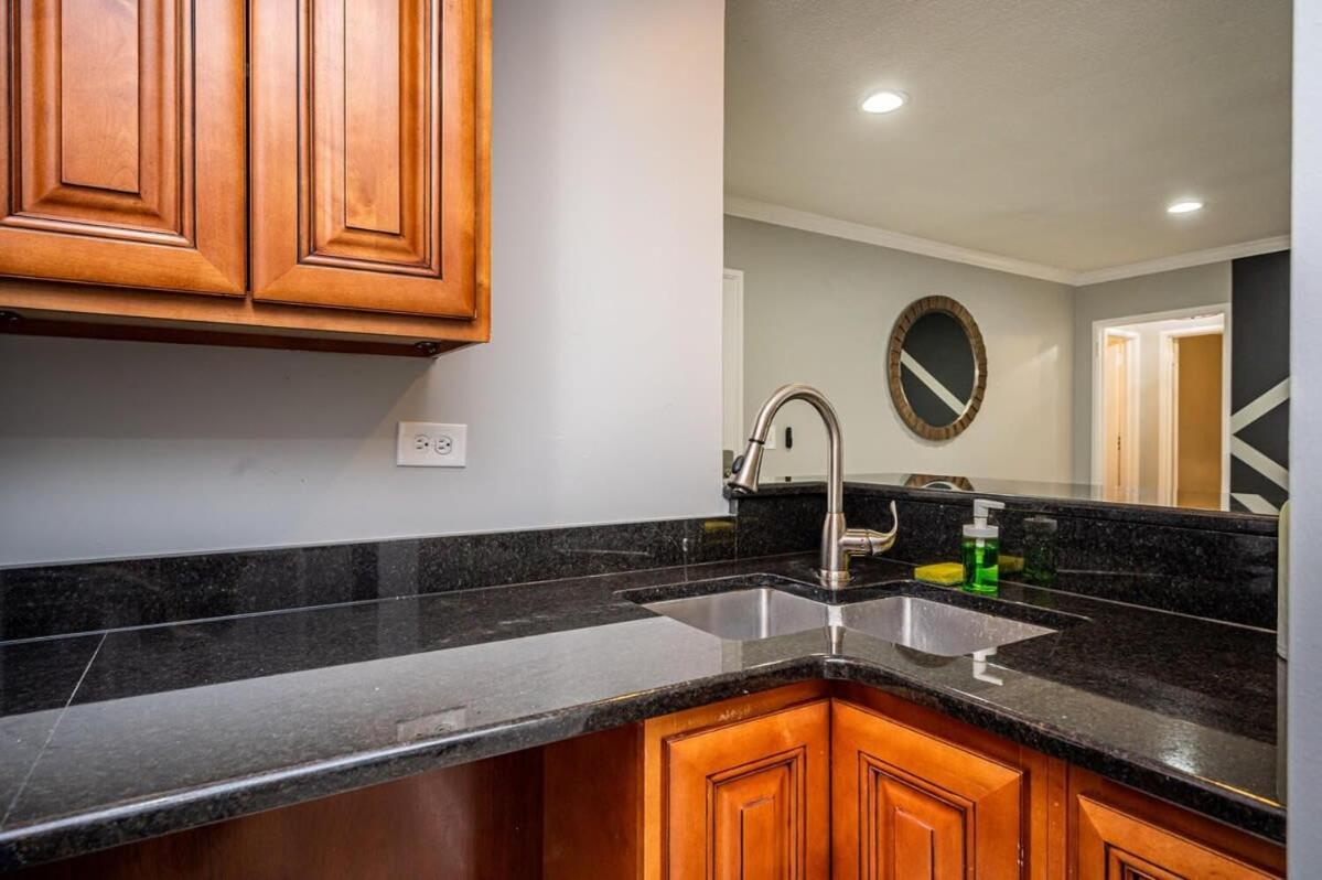 فيلا Downtown! 24H Concierge! Private Balcony! 11K أتلانتا المظهر الخارجي الصورة